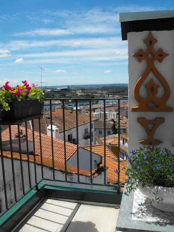 Guesthouse Casa Pombal โกอิมบรา ภายนอก รูปภาพ